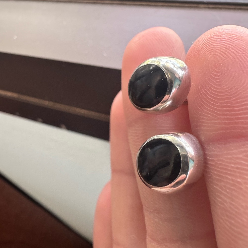 Vintage Elegant Sterling Silver Black Onyx Earrings - Picture 3 of 8